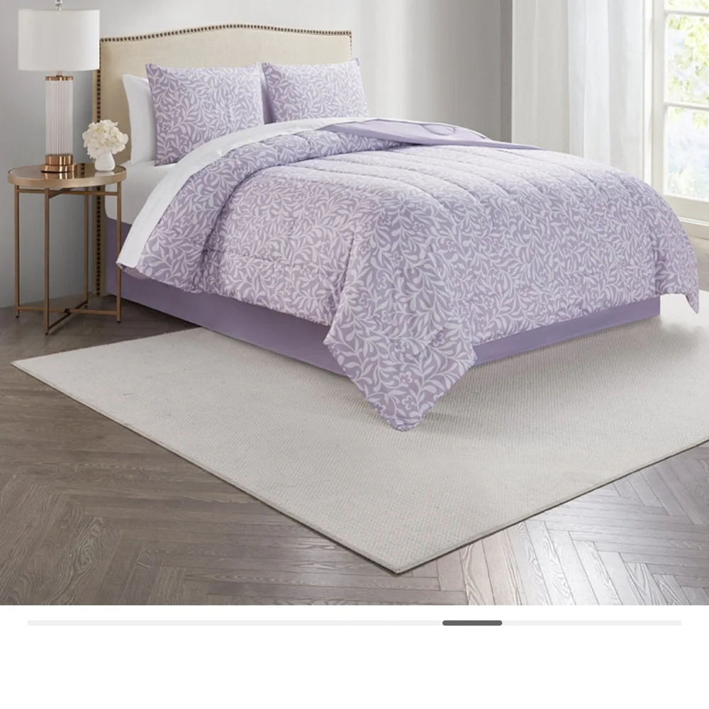 SUPER SALE ** BRAND NEW ** 8 PC Lavender Floral Comforter Set